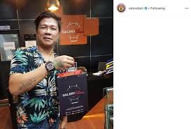 Dengan memperhatikan warna kulit maka tato yang ingin anda pakai pastinya harus sesuai juga. Tato Tangannya Tulisan Arab Bismillah Andika Kangen Band Diprotes Netizen Matamata Com