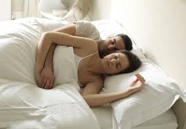 What works to cool down your bedroom on hot summer nights? How To Sleep In Hot Weather 15 Easy Tips For Keeping Cool In Bed Swindon Advertiser