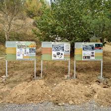 Portalul peșterii se deschide în versantul stîng al rîului crișul repede, în curbura formată între localităție bălnaca (amonte) și șuncuiuș (aval). Ce Faceti Duminica La Pestera Unguru Mare Din Suncuius Puteti