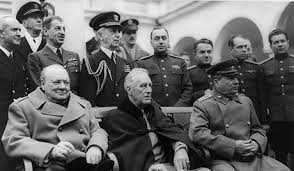Anul 1945 a fost marcat și de conferința de la yalta unde liderii sua, urss și marii britanii au decis soarta europei și a lumii. Legendele Privind ConferinÅ£a De La Yalta Unde Stalin Churchill Si Roosevelt Si Ar Fi Stabilit Zonele De InfluenÅ£Äƒ De DupÄƒ Incheierea Celui De Al Doilea RÄƒzboi Mondial Ziarul Incisiv De Prahova