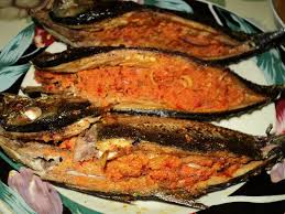 Hari ni saya masak ikan cencaru sumbat sambal. Resepi Ikan Cencaru Sumbat Mat Gebu Dunia Belajar