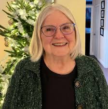 using corn stalks as garden mulch for soil health