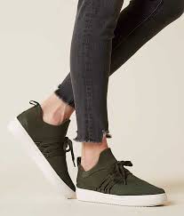 Steve Madden Lancer Sneaker In Olive Women Shoes Lace Up Shoes Steve Madden