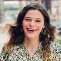 Emily Klemm's Instagram, Twitter & Facebook