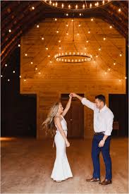 Marblegate Farm Engagement Photos In A Barn In Knoxville Tennessee Farm Engagement Photos Lakeside Wedding Farm