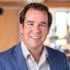 Jon Fernandez's Instagram, Twitter & Facebook