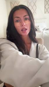 Savannah Kilpatrick (@lilkilp)'s video of zip up