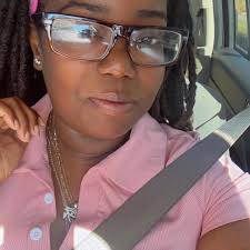 Are there theatres in Lakeland, Florida similar to Tyler Perry plays?