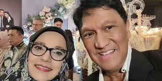 Potret Ikang Fawzi Ungkap Cinta ke Marissa Haque: Istriku Tak Tergantikan,  Ini Ujian yang Harus Kita Jalani