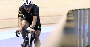 Azizulhasni awang after a wooden splint pierced his calf during a competition in manchester, england in 2011. Azizulhasni Shah Firdaus Gun For Olympic Glory Armed With High Tech Skinsuit Sports Malay Mail