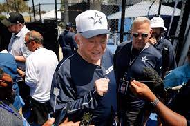 3 things we learned from Day 2 of Cowboys training camp: Jerry Jones' leaves are falling