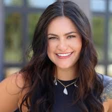 Paige Kirk's Instagram, Twitter & Facebook