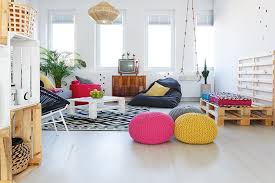 Immagini uniche ed introvabili … dedizione e impegno del nostro giovane team, che quotidianamente da vita a nuovi stili da imprimere su tela. Le Funzioni Dei Pouf Nell Arredamento Moderno Cover The Top Blog