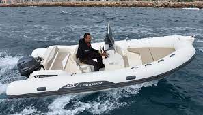 Sono stati trovati 123 annunci. Capelli Tempest 570 Senzapatente Con Grinta Con Lo Yamaha F40g Supreme