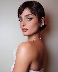 Here Are the Best Wedding Styles of 2025 for Short Hair