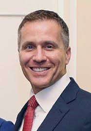 After resigning from office, Greitens tries to steady his life — in private 
