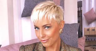 Let your haircut planning commence! Divine Feminine Short Hairstyles Likeeed
