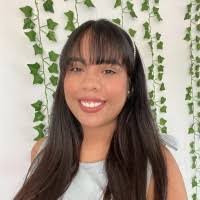 Laura Alvis's Instagram, Twitter & Facebook