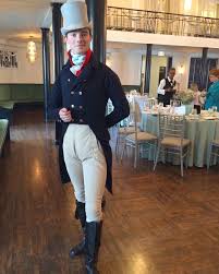 British Man Dresses As A 19th Century Regency Gentleman In Bespoke Clothing He Designs Bespoke Clothing Century Clothing Men Dress