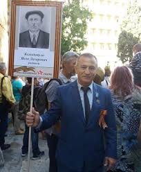 Και αλλεσ ιστοριεσ (βιβλιοδετημενη εκδοση). Panagiwths 3an8opoylos Apo Ta Mpoyntroymia Ths Diktatorias Sta Nyxia Ths Kgb Kai Sta Ba8h Ths Sibhrias News Gr