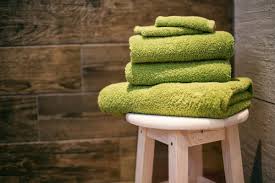 They're single use but biodegradable, so you can tuck a few into your purse or backpack to remove there are many types of washcloths, but we have looked for a variety that will cover all bases. Should You Use A Washcloth In The Shower The Tylt