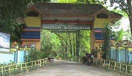 Tiket masuk ke wisata waduk gondang hanya di pungut biaya. Wisata Waduk Gondang Suara Lamongan