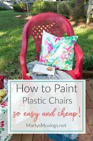 How To Spray Paint Plastic Chairs An Easy Makeover Painting Plastic Chairs Painting Plastic Painting Plastic Furniture