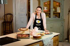Dulces de frutas y verduras de la cocina turca (en sentido reloj, desde atràs): La Segunda Temporada De Postres Caseros Con Amanda Laporte Y El Estreno De Mercados Del Mundo Este Lunes En Canal Cocina Mundoplus Tv