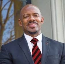 UA students frustrated with administration