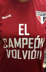 Camisa De Treino Do São Paulo Futebol Clube Com Oitavo Titulo Sul Americano Sao Paulo Lanca Camisa Em Espanhol Spfc Sao Paulo Futebol Clube Sao Paulo Futebol