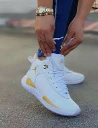 Pin By Athahelin On Gym Outfits In 2020 Jordan Shoes Girls Shoes Sneakers Jordans Jordan Shoes For Women