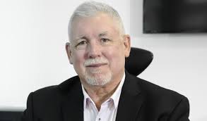 Frank Coles's Instagram, Twitter & Facebook