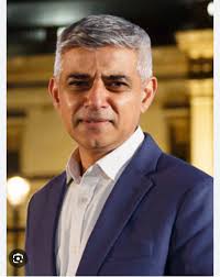 Kevin Hunter Tuck (@KevinYuvk)