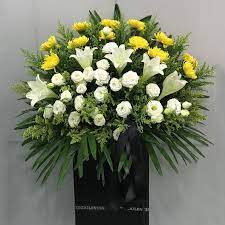 Condolence Flowers Online Delivery In Singapore Condolence Flowers Funeral Flowers Flowers Bouquet