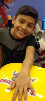 Carta a mi nieta. Te escribo está carta mi niña, Si la tienes en tus manos,  Es que ya no estoy contigo. Sabes mi niña te cuidé desde pequeña Con todo el