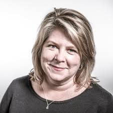 What tips are available for a new pickleball player?