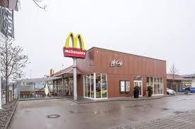 Find out more about our menu items and promotions or find the nearest mcdonald's store to you. Mcdonalds Augsburg Edisonstrasse 12a