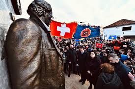 E' stata eletta dal parlamento nel tardo pomeriggio con 71 voti a favore (sul totale di 120). E Vlersojme Lart Rolin E Vjosa Osmanit Ne Mbeshtetje Te Albin Kurtit Dardamedia