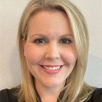 Caroline Dove's Instagram, Twitter & Facebook