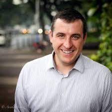 Peter Tse's Instagram, Twitter & Facebook