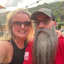 First time coming to Nashville,from Scotland.Which are the best bars to go  and listen to real country music? the likes of Jennings, Haggard, Jones,  Strait. Many thanks in advance .