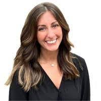 Lori Hostetter's Instagram, Twitter & Facebook