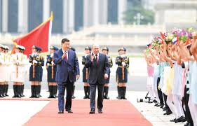 Xi, Putin agree to further extend treaty - Chinadaily.com.cn