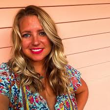 Jeanette Huber's Instagram, Twitter & Facebook