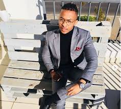 The show is set in johannesburg and turfloop. Former Skeem Saam Actor Oros Mampofu Is Going To Be A Dad