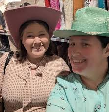 Anyone else having trouble with Xfinity connection? Off and