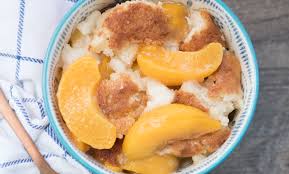 It's amazing what you can do in 10 minutes flat! Southern Peach Cobbler Recipe