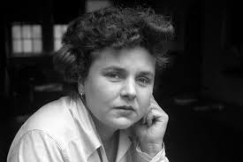 Remembering Elizabeth Bishop Bu Today Boston University Elizabeth Bishop American Poets Poets