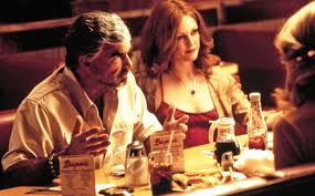 Following a fan question, andy cohen pressed the. Burt Reynolds And Julianne Moore Had A Boogie Nights Reunion At The Late Show Ew Com