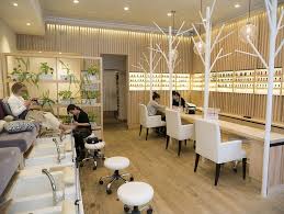 43 Awesome Small Beautiful Salon Room Design Ideas In 2020 Salon Interior Design Nail Salon Interior Beauty Salon Interior